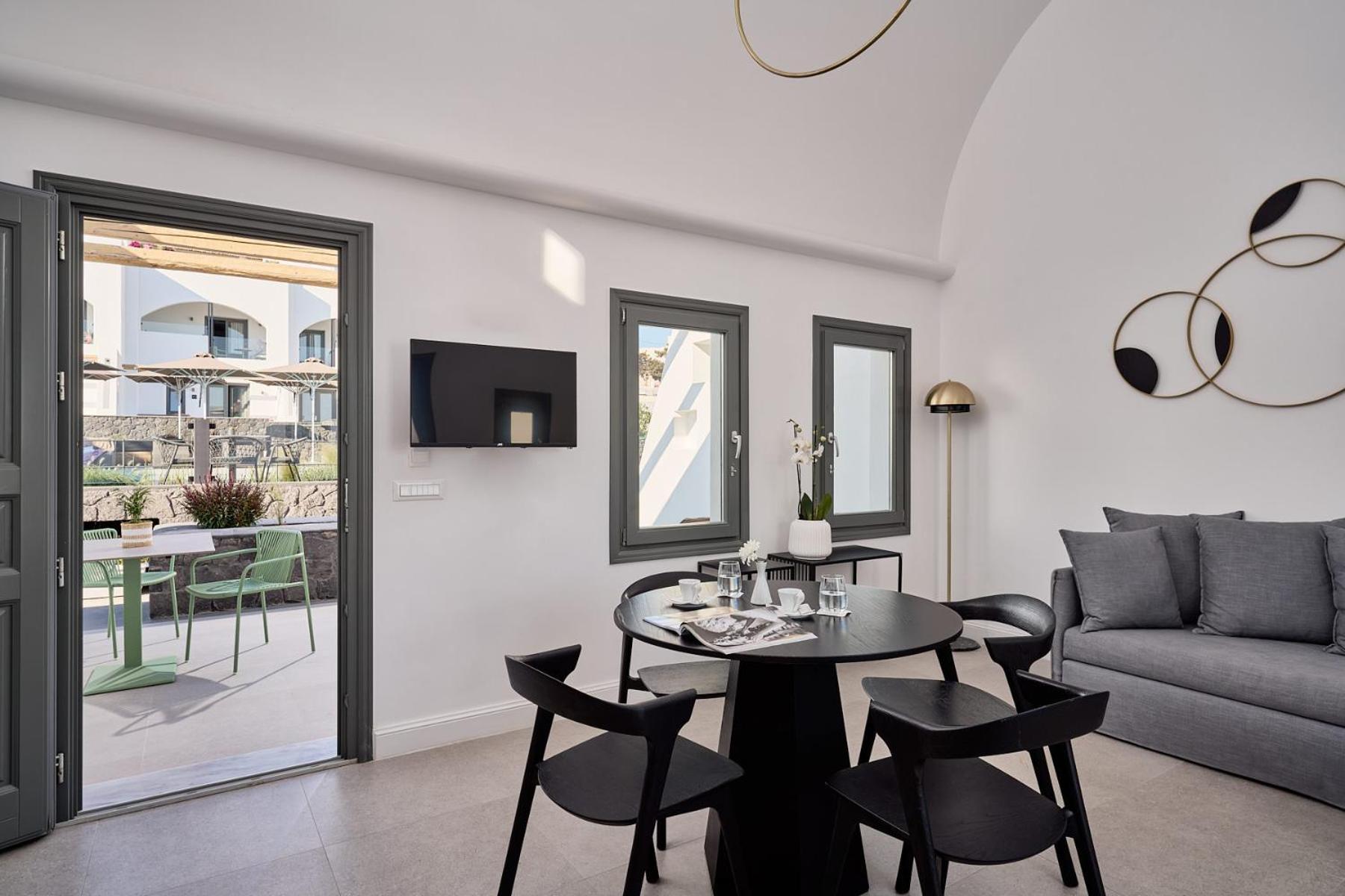 Alleys All-Suite Hotel & Spa Pyrgos Kallistis Bilik gambar