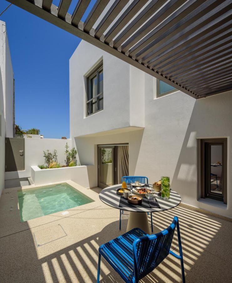 Alleys All-Suite Hotel & Spa Pyrgos Kallistis Luaran gambar